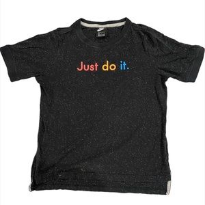 Vintage 1980’s Nike JUST DO IT color speckled cuffed T-shirt size L